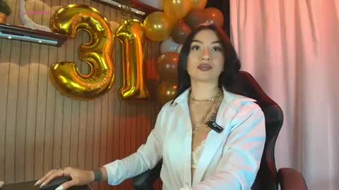 Snapshot of arrkabella chatting on October 23, 8:51 pm online show from October 23, 8:51 pm