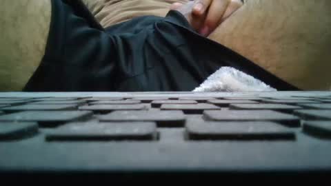 Snapshot of art_max99xxx chatting on September 11, 12:22 am art_max99xxx online show from September 11, 12:22 am