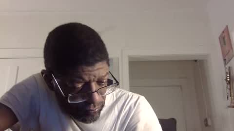 Snapshot of arteblazze chatting on February 10, 11:34 pm Arteblazze not daddy boy bitch or nigga online show from February 10, 11:34 pm