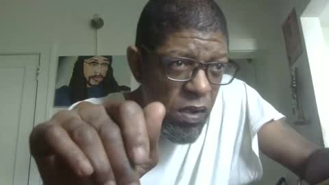 Snapshot of arteblazze chatting on September 21, 2:19 pm Arteblazze not daddy boy bitch or nigga online show from September 21, 2:19 pm