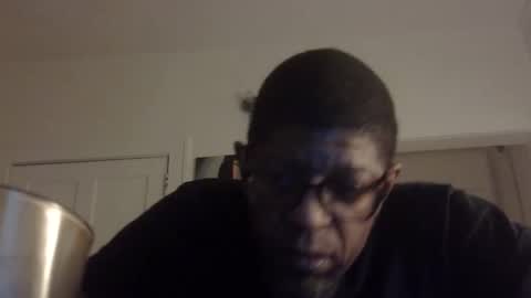 Snapshot of arteblazze chatting on October 2, 11:34 pm Arteblazze not daddy boy bitch or nigga online show from October 2, 11:34 pm
