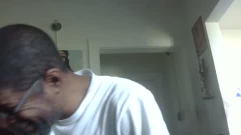 Snapshot of arteblazze chatting on October 24, 3:19 pm Arteblazze not daddy boy bitch or nigga online show from October 24, 3:19 pm