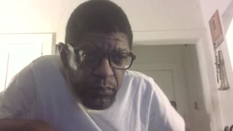 Snapshot of arteblazze chatting on November 2, 2:25 am Arteblazze not daddy boy bitch or nigga online show from November 2, 2:25 am