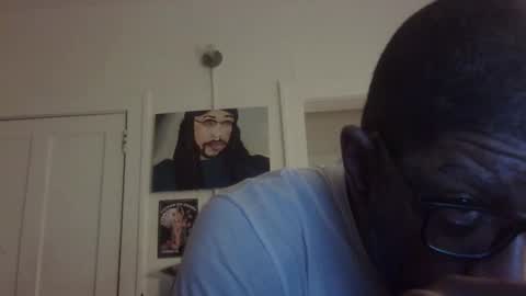 Snapshot of arteblazze chatting on November 12, 3:18 am Arteblazze not daddy boy bitch or nigga online show from November 12, 3:18 am