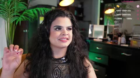 Snapshot of artechloe chatting on December 12, 6:10 pm Chloe online show from December 12, 6:10 pm