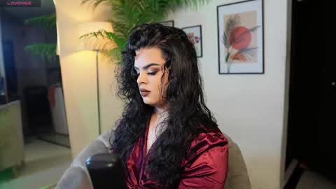 Snapshot of artechloe chatting on December 24, 10:49 pm Chloe online show from December 24, 10:49 pm