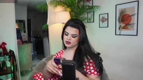 Snapshot of artechloe chatting on December 29, 9:41 pm Chloe online show from December 29, 9:41 pm