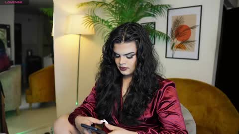 Snapshot of artechloe chatting on January 18, 3:31 am Chloe online show from January 18, 3:31 am