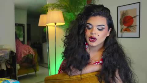 Snapshot of artechloe chatting on February 11, 10:18 pm Chloe online show from February 11, 10:18 pm