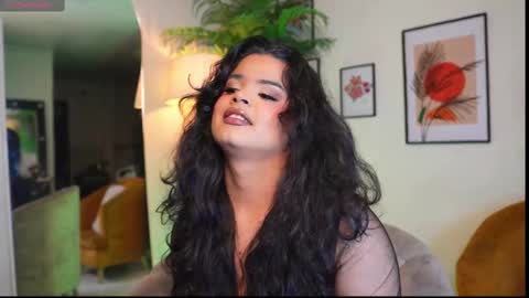 Snapshot of artechloe chatting on February 23, 6:17 am Chloe online show from February 23, 6:17 am