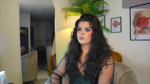 Snapshot of artechloe chatting on March 7, 12:04 am Chloe online show from March 7, 12:04 am