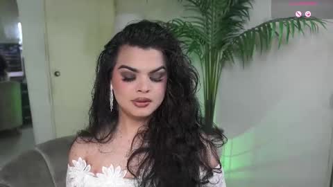 Snapshot of artechloe chatting on October 8, 6:38 pm Chloe online show from October 8, 6:38 pm