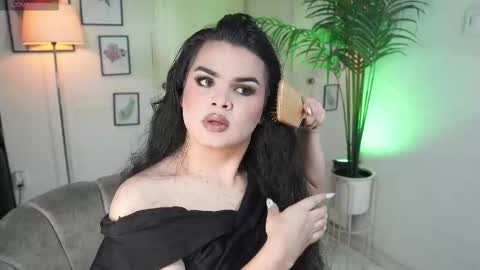 Snapshot of artechloe chatting on October 23, 2:38 pm Chloe online show from October 23, 2:38 pm