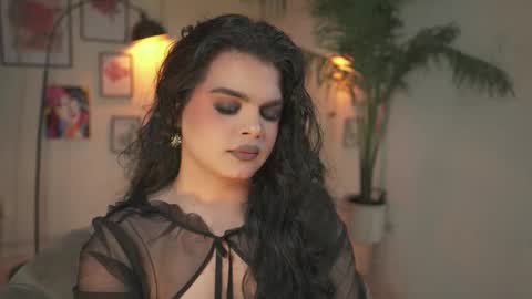 Snapshot of artechloe chatting on December 19, 11:12 pm Chloe online show from December 19, 11:12 pm