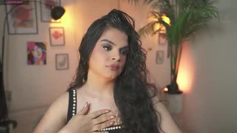 Snapshot of artechloe chatting on February 5, 1:21 am Chloe online show from February 5, 1:21 am