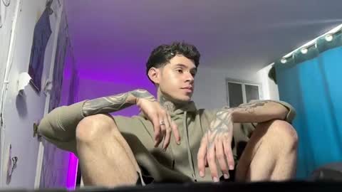   online show from December 24, 10:55 am