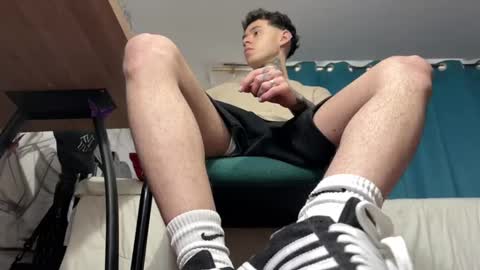   online show from January 6, 10:46 am