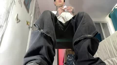   online show from January 7, 8:10 pm