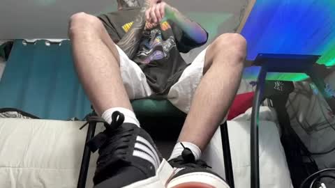   online show from February 11, 11:21 am