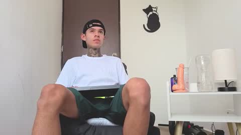   online show from November 13, 10:36 am