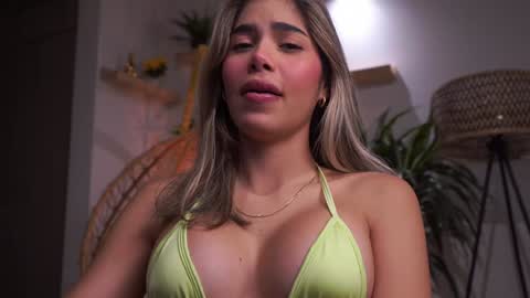 Amanda online show from December 12, 2:04 am