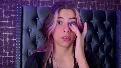 artemisablake online show from October 18, 5:35 pm