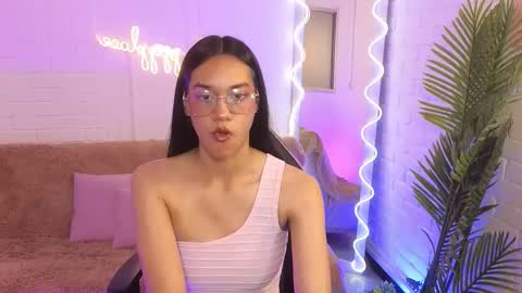 Snapshot of artemiss_tay chatting on September 20, 7:15 pm artemiss_tay online show from September 20, 7:15 pm