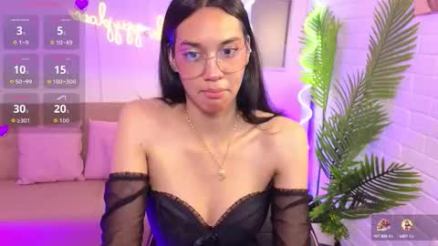 Snapshot of artemiss_tay chatting on October 2, 7:43 pm artemiss_tay online show from October 2, 7:43 pm