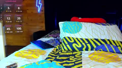 Arthur online show from October 27, 12:31 pm