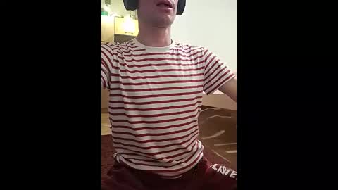 Snapshot of artii_sperm_shot chatting on April 6, 12:28 pm artii_sperm_shot online show from April 6, 12:28 pm