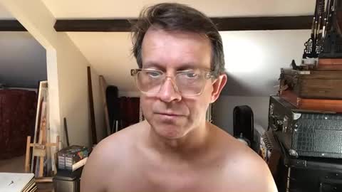 artisterotic online show from April 24, 9:34 am