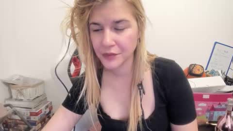 MIA online show from October 31, 10:55 pm