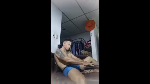 Arturo reyes online show from December 21, 12:29 am