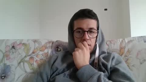 Snapshot of arturpaulval chatting on January 18, 10:39 am arturpaulval online show from January 18, 10:39 am