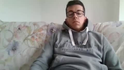 Snapshot of arturpaulval chatting on February 2, 11:08 am arturpaulval online show from February 2, 11:08 am