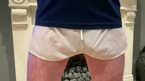 artybee online show from December 15, 11:47 am