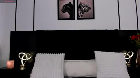 hellen online show from April 7, 2:06 pm