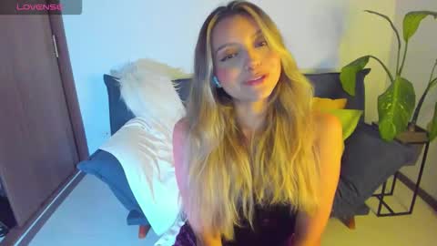 Zahaara online show from November 19, 9:59 pm