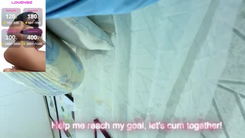 Snapshot of ary_salome1 chatting on October 18, 2:03 am Ary Salome1 online show from October 18, 2:03 am