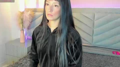 Snapshot of ary_thompson_ chatting on April 20, 12:19 pm ARY THOMPSON online show from April 20, 12:19 pm