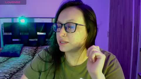 Arya Xia online show from July 2, 12:33 pm