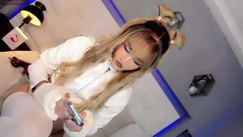 aryajanee online show from April 24, 6:05 am