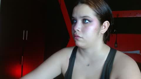 Snapshot of arybutty chatting on March 3, 12:16 pm Ary online show from March 3, 12:16 pm