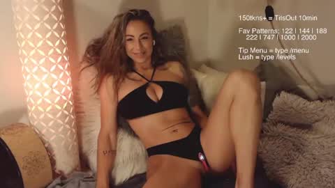 Aryiiana Aryiia online show from July 13, 9:56 am