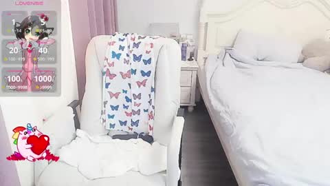 Snapshot of arylia_3 chatting on September 24, 2:59 am Lily online show from September 24, 2:59 am