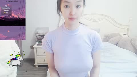 Lily online show from March 6, 4:20 am