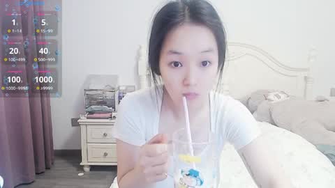 Snapshot of arylia_3 chatting on May 31, 2:42 am Lily online show from May 31, 2:42 am