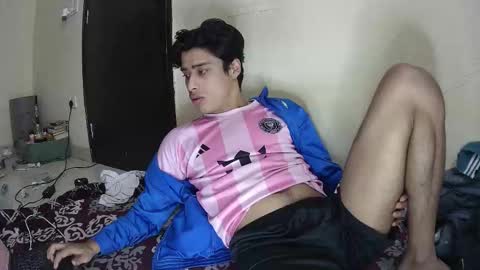 Snapshot of ash2730 chatting on December 1, 7:52 pm ash2730 online show from December 1, 7:52 pm