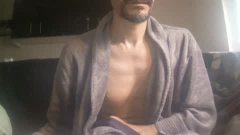 Snapshot of ash590 chatting on May 12, 5:48 am Ash590 online show from May 12, 5:48 am