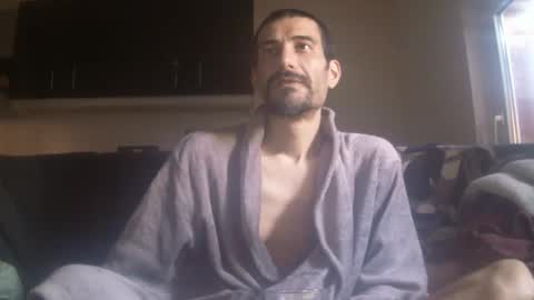 Snapshot of ash590 chatting on May 17, 5:27 am Ash590 online show from May 17, 5:27 am